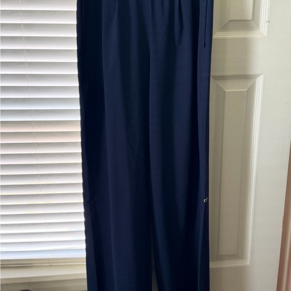 ALO Yoga Navy Relaxed Wide-Leg Trousers